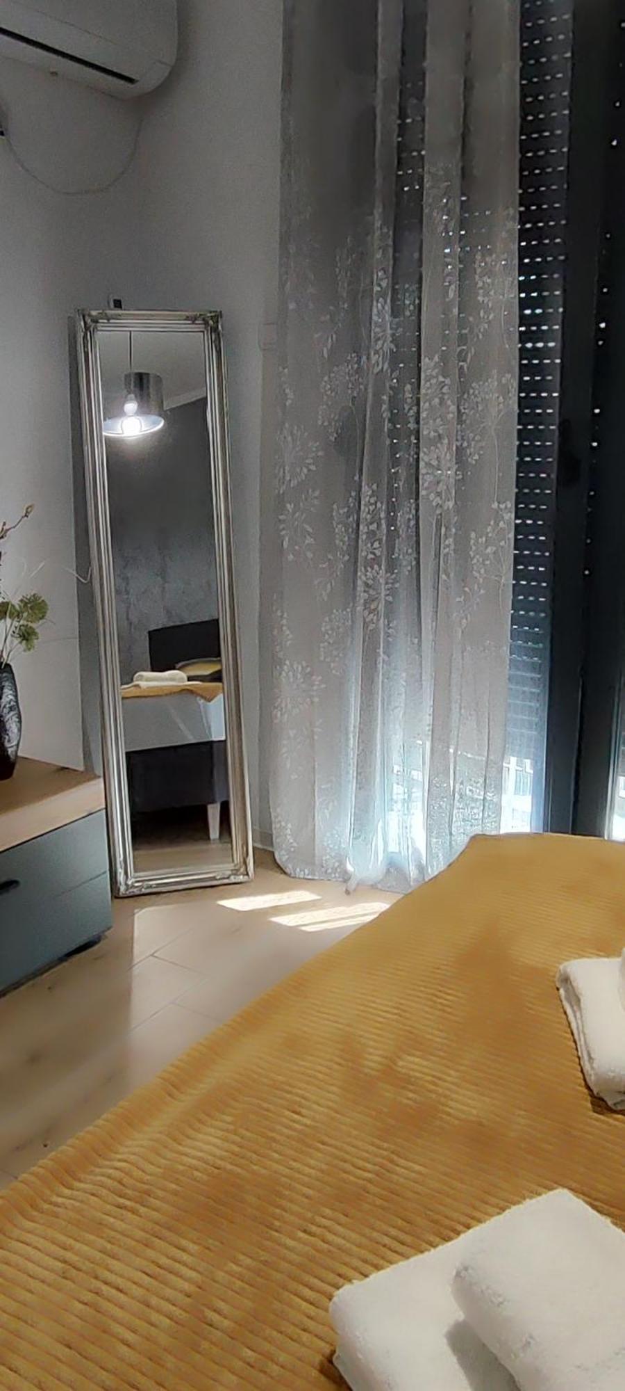 Apartman Liliom ซูโบติกา ภายนอก รูปภาพ